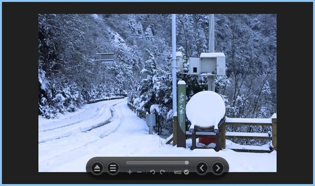 HoneyView中文版免费版(蜂蜜浏览器)截图1