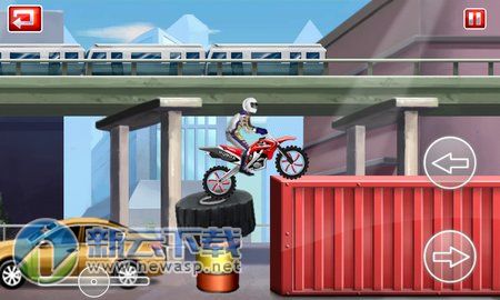 3D疯狂摩托游戏v1.8截图3