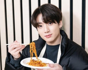 田柾国喜欢玩什么游戏，粉丝好奇盘点，日常爱好揭秘