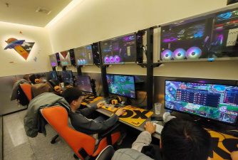 网吧不知道玩什么游戏，试试这几款，轻松找到乐趣