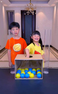 一个球是什么游戏，玩法简单，适合多人互动