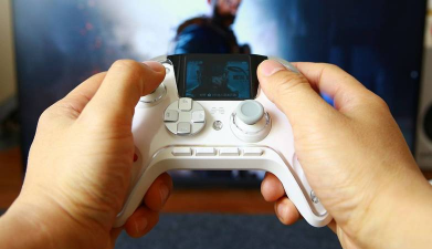 什么游戏用手柄玩，体验更沉浸，操作更顺手