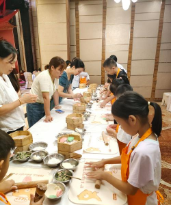 厨房有什么游戏，适合亲子互动，还能锻炼动手能力