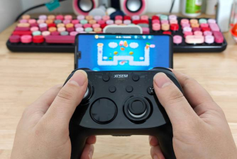 手游手柄，提升游戏体验，连接手机与操控